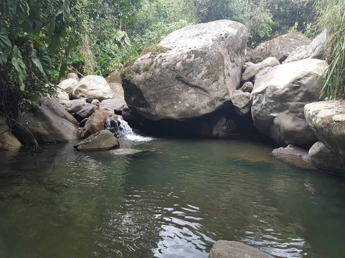 Finca Jardin Del Agua Sasaima Ngoại thất bức ảnh